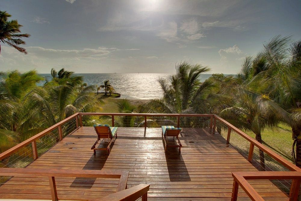 Hatchet Caye Island Resort (Adults Only) Placencia Екстериор снимка