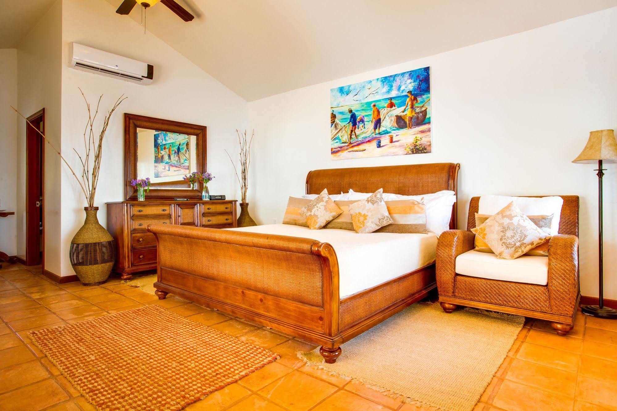 Hatchet Caye Island Resort (Adults Only) Placencia Екстериор снимка