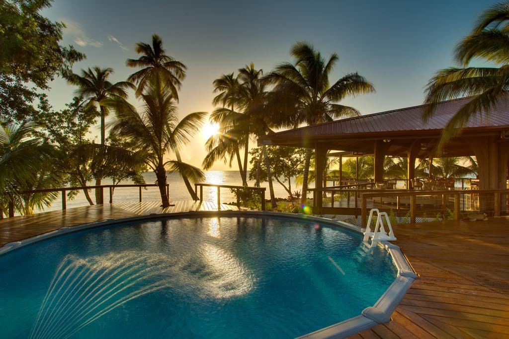 Hatchet Caye Island Resort (Adults Only) Placencia Екстериор снимка